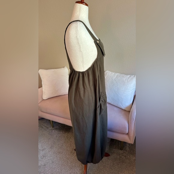 SOLD - Picture 4 of 16